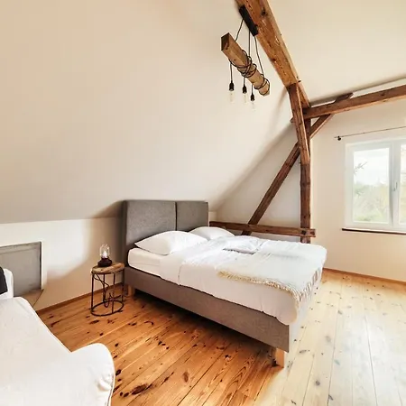 Prywatna Wies Holiday home Mierki