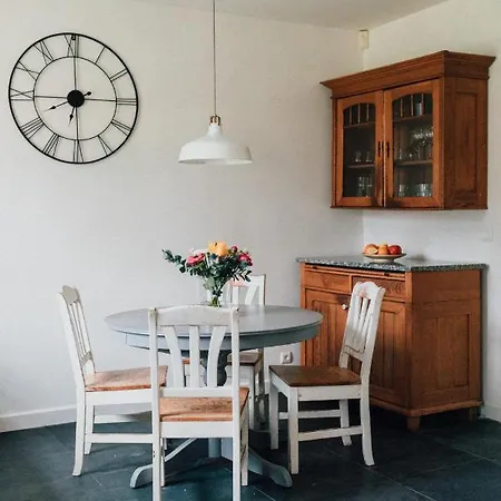 Prywatna Wies Holiday home *