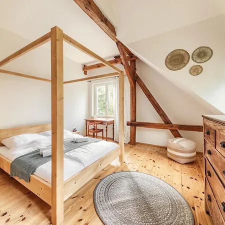 Prywatna Wies Holiday home Mierki