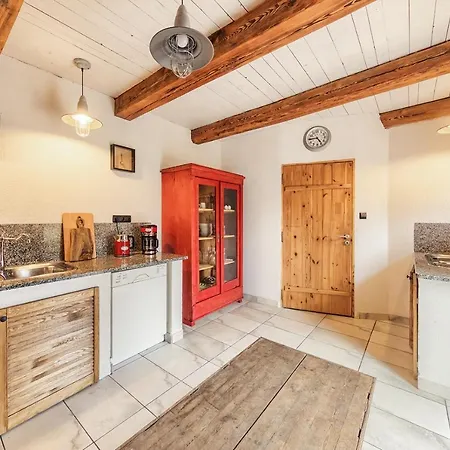 Prywatna Wies Holiday home Mierki